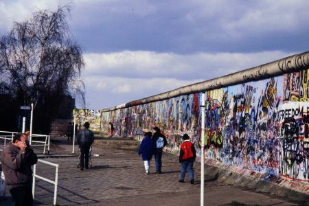 Graffitis auf der Mauer am Potsdamer Platz